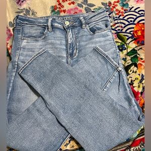 American eagle light wash skinny jeans size 12